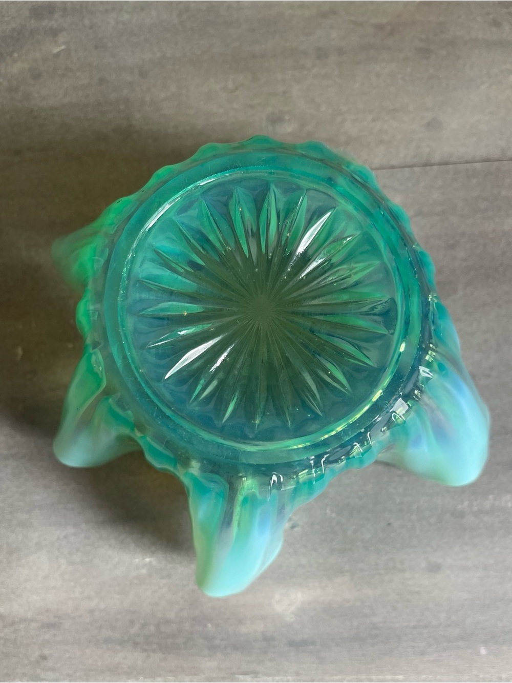 Beautiful Fostoria Heirloom Teal Aqua Opalescent Handkerchief Bowl - Picture 3 of 4